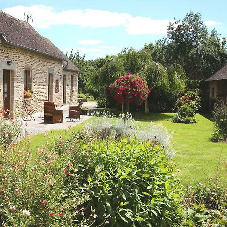 Chambre D'Hote Courtoux Saint-Denis-sur-Sarthon Ngoại thất bức ảnh