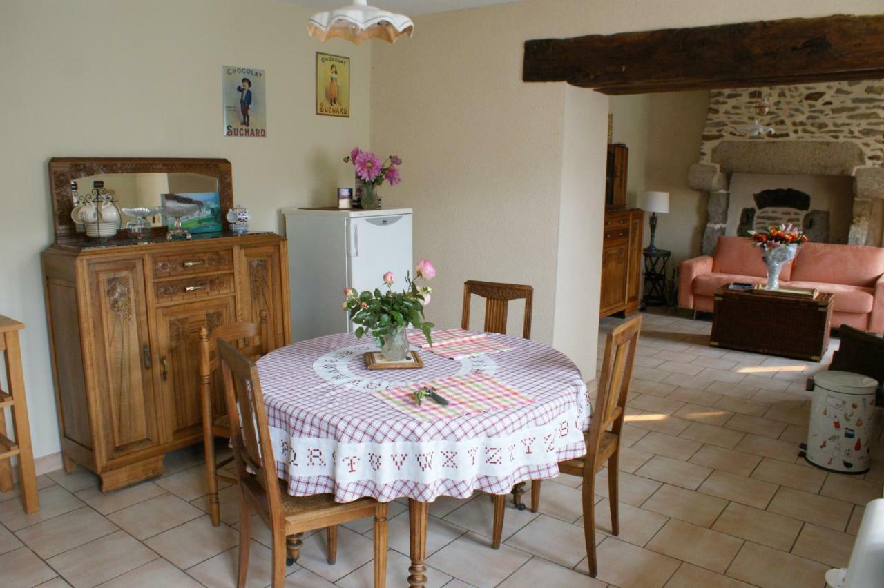 Chambre D'Hote Courtoux Saint-Denis-sur-Sarthon Ngoại thất bức ảnh