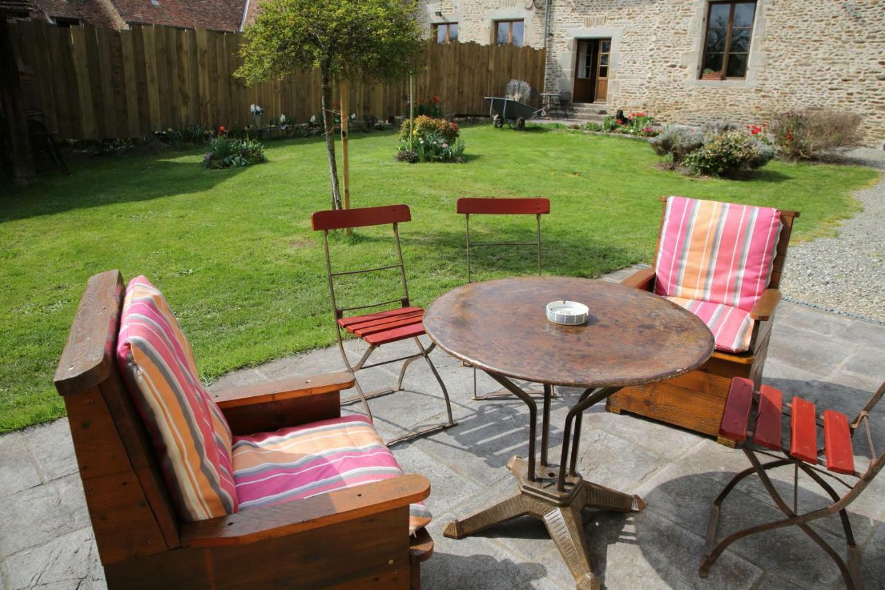 Chambre D'Hote Courtoux Saint-Denis-sur-Sarthon Ngoại thất bức ảnh